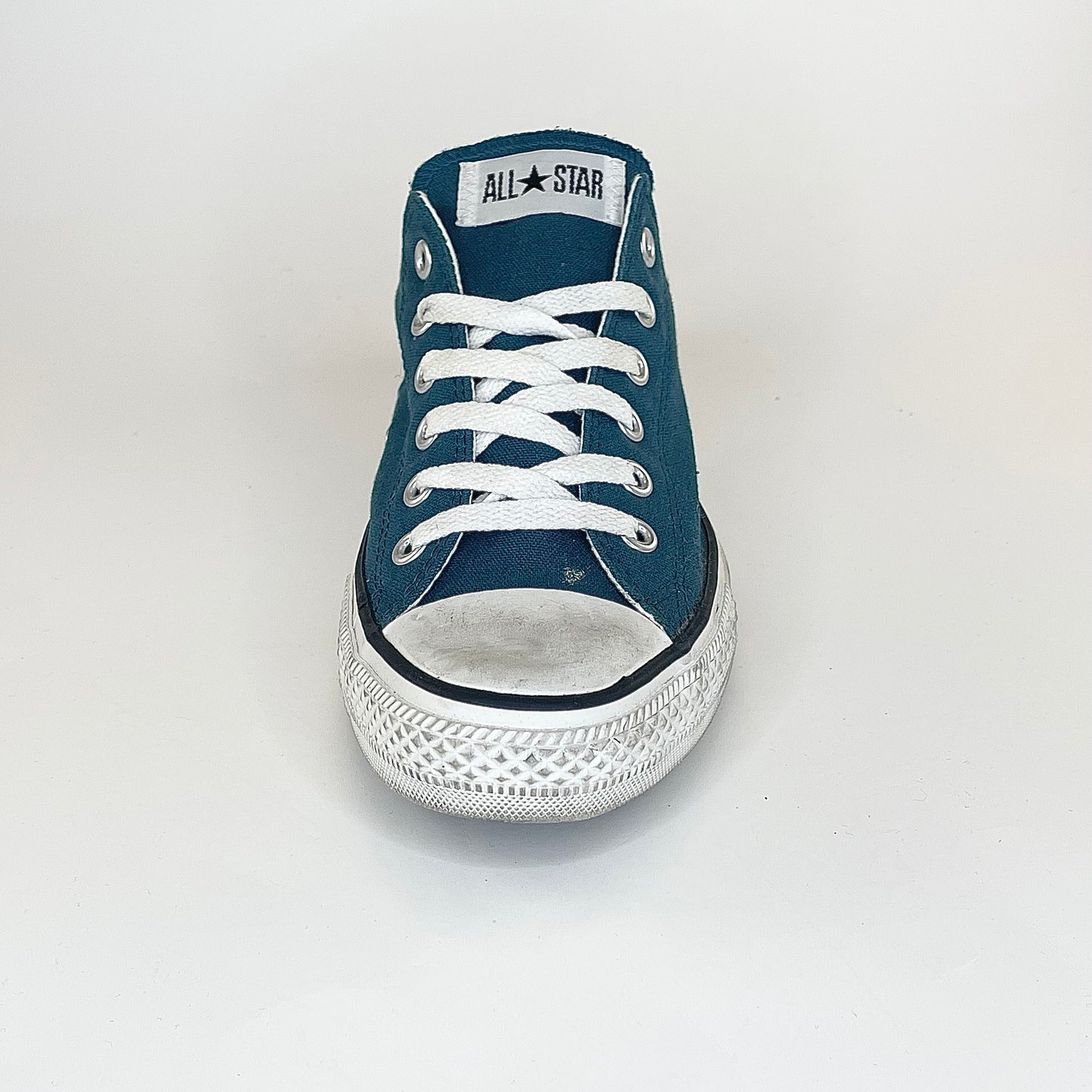 Chuck Taylor Ox “Flint Blue” (M) *Pre-Owned* Size 8