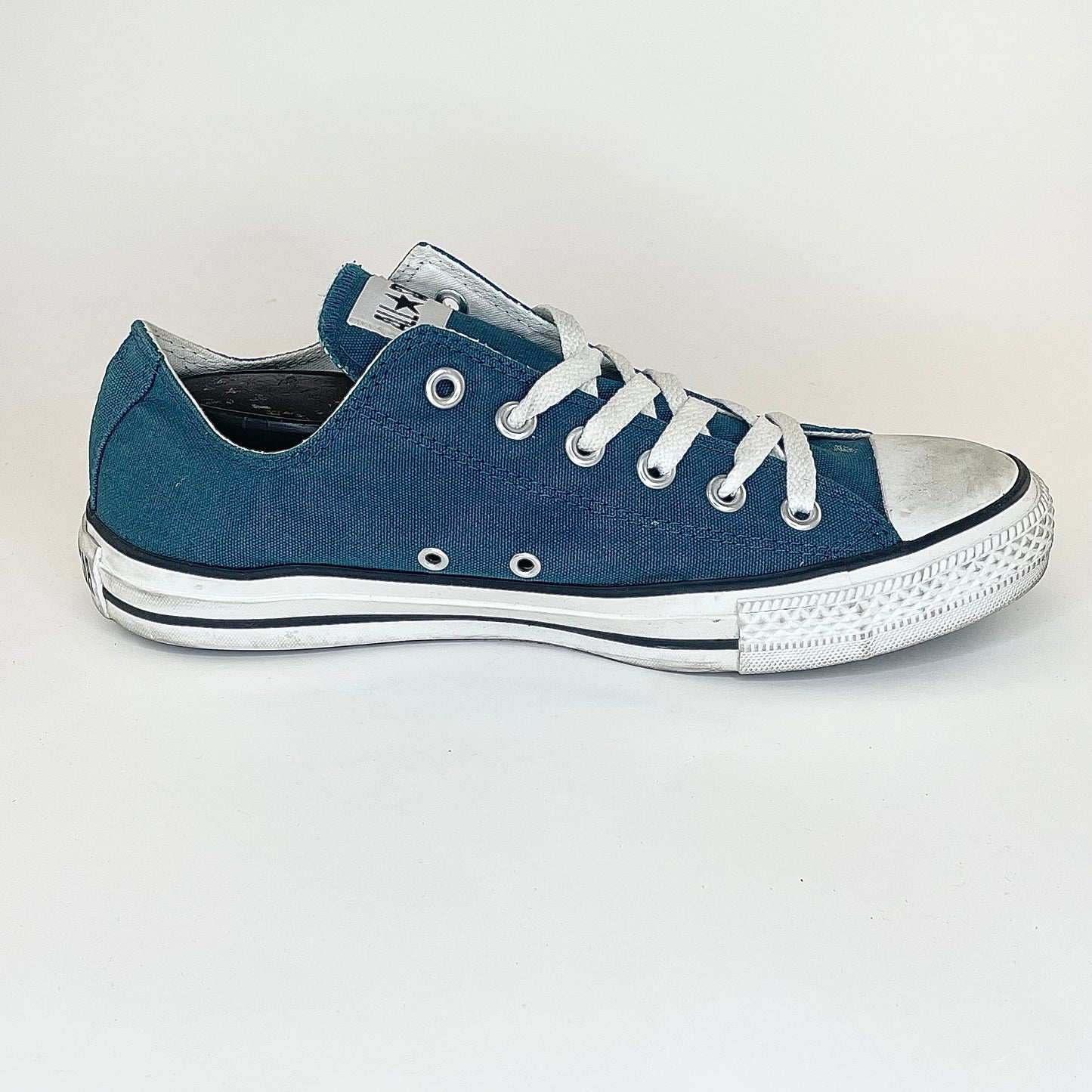 Chuck Taylor Ox “Flint Blue” (M) *Pre-Owned* Size 8