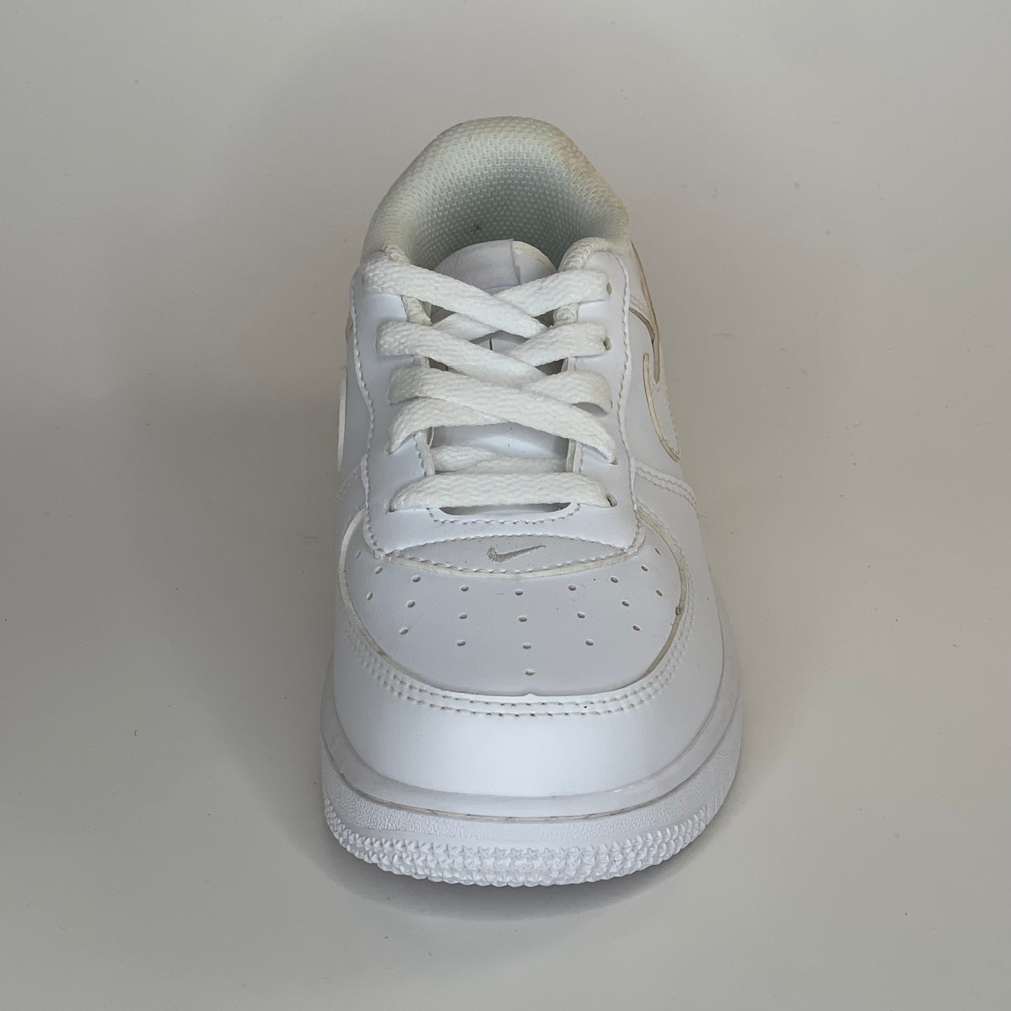 Air Force 1 Low “Triple White” (PS) Pre-Owned