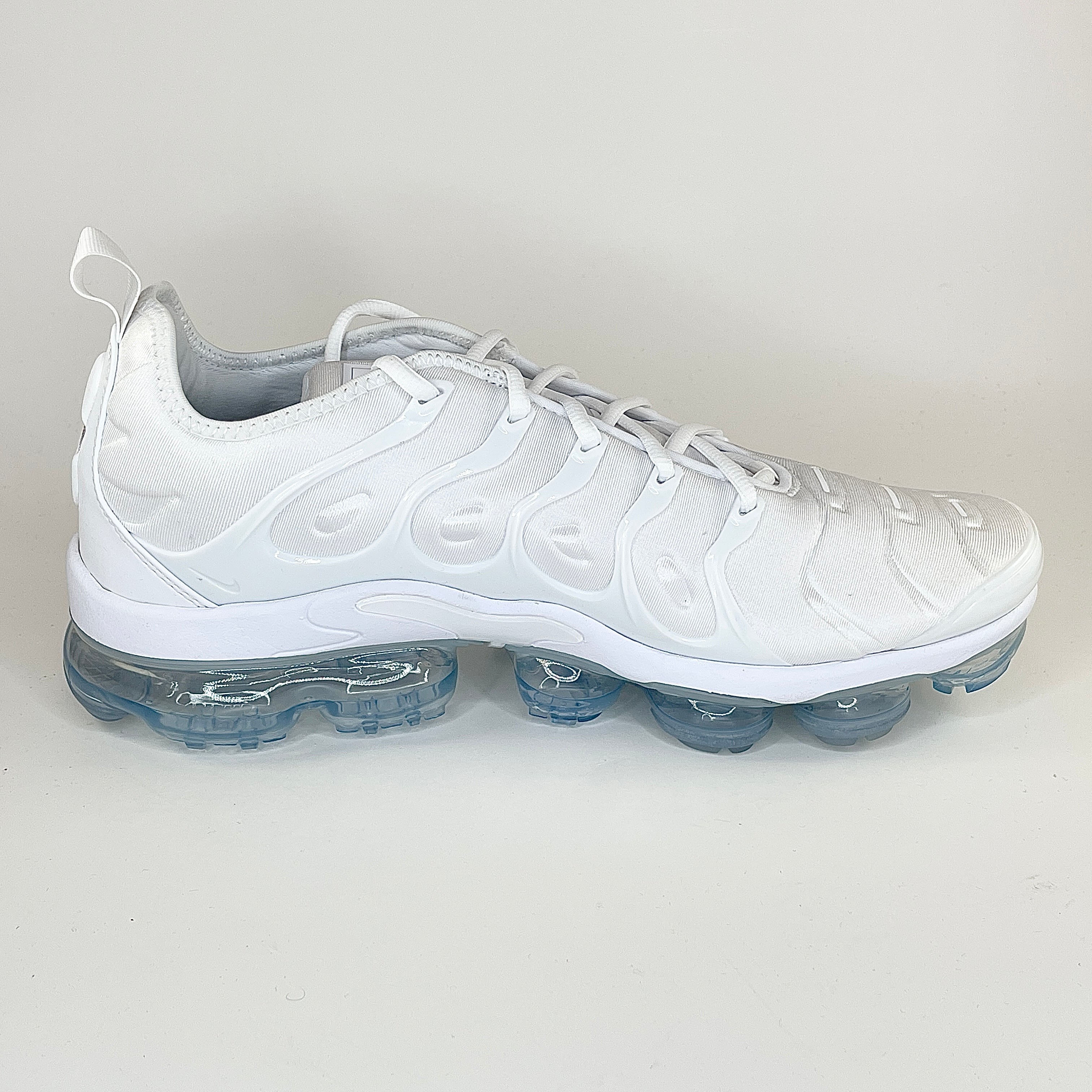 Vapormax plus hotsell in box